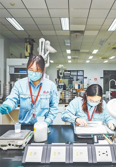 不畏辐射的新型航天材料成功出口欧盟 迈向国际高端市场的检验里程碑